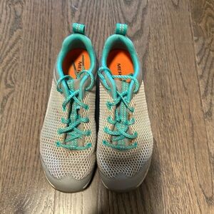 Merrel water shoes women 5.5
